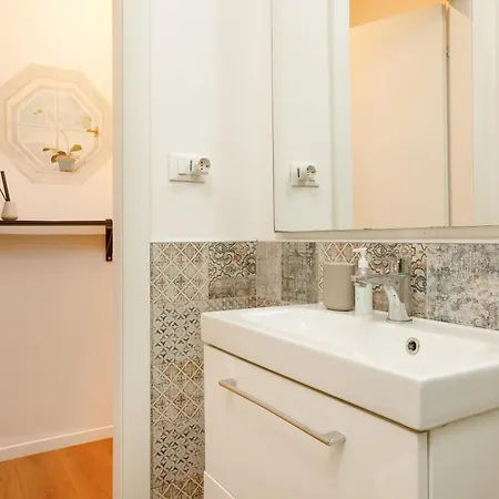 Con Parcheggio A Trieste, Neruda 아파트 트리에스테