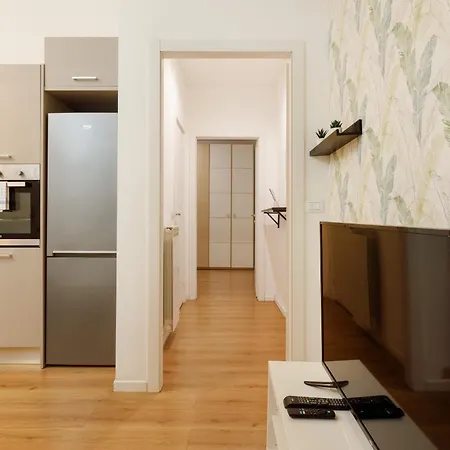 Con Parcheggio A Trieste, Neruda *