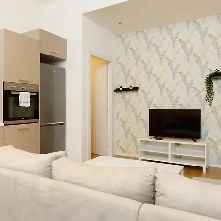 Con Parcheggio A Trieste, Neruda 아파트